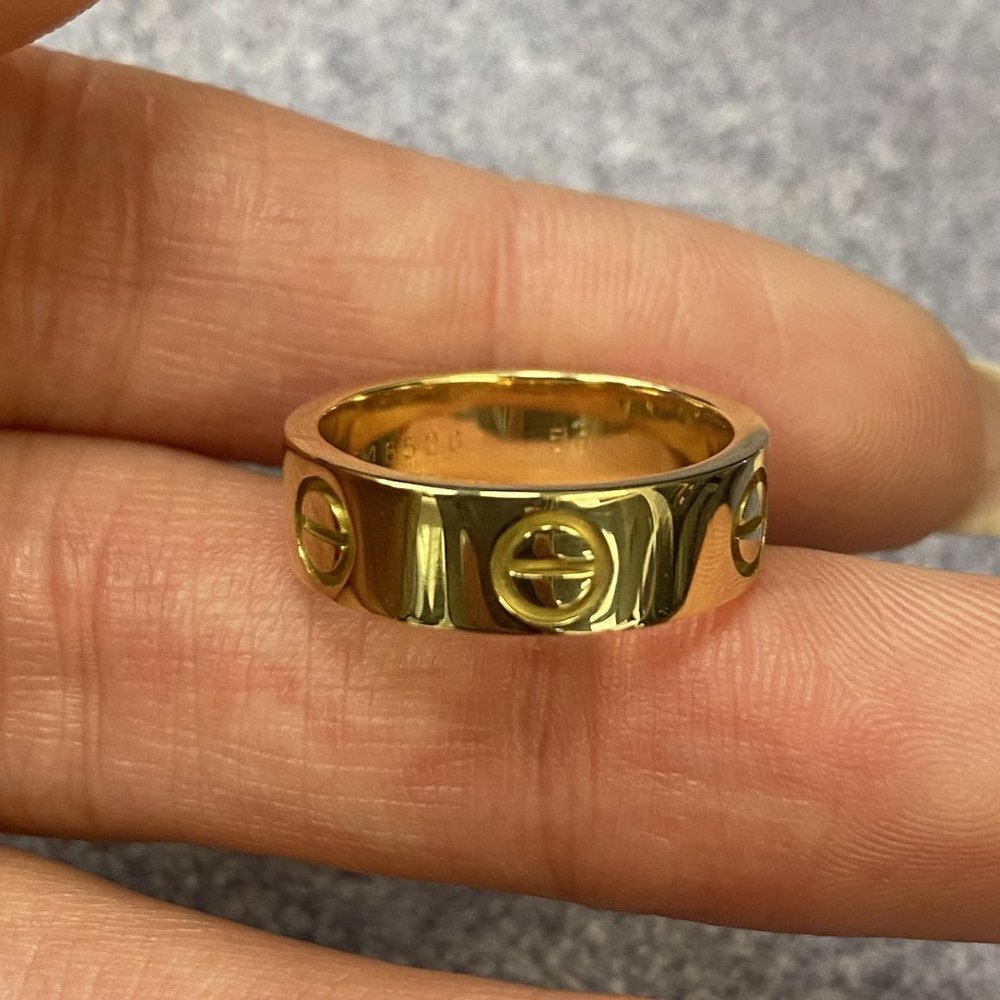 Cartier Love Ring 18K Yellow Gold Size 50 US 5.25 - Picture 2 of 6